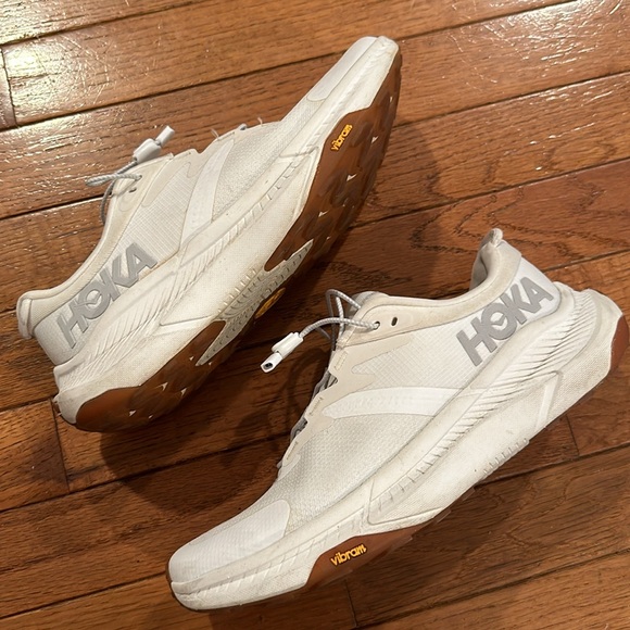 Women’s Hoka Transport Lifestyle shoes. Size 7.5 B - Picture 7 of 10